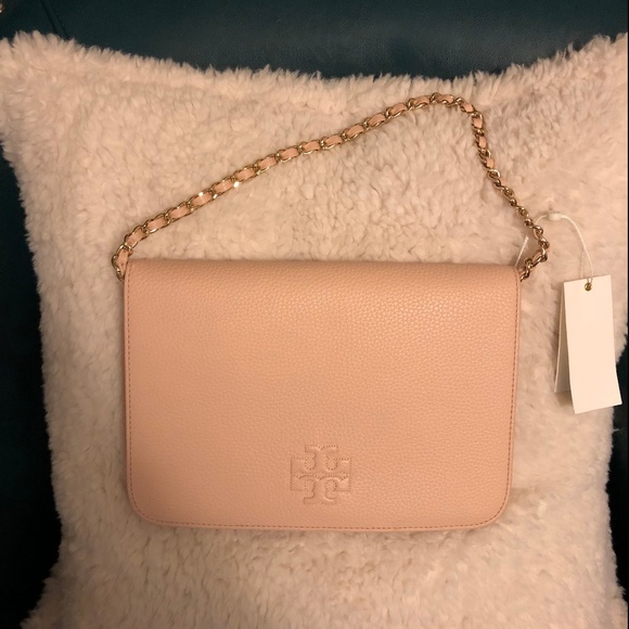 Tory Burch Handbags - Tory Burch Thea Clutch